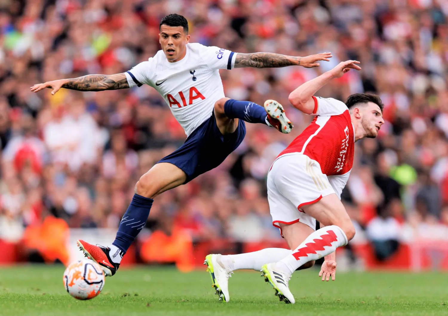 توتنهام ضد أرسنال.. صراع القمة والهروب من الهبوط في الجولة 27